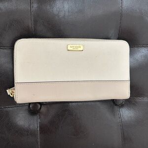 Kate Spade Zip Wallet
